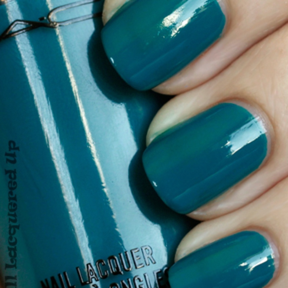 NIB MAC Cosmetics x Alice + Olivia Studio Nail Lacquer in Morning.After